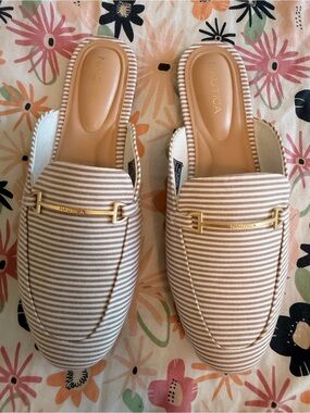 Nautica Women's Striped Tan and White Slip-On Mules